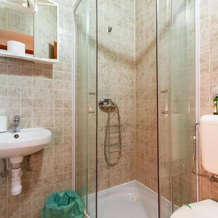 Πανσιόν Kincso Vendeghaz By Newave