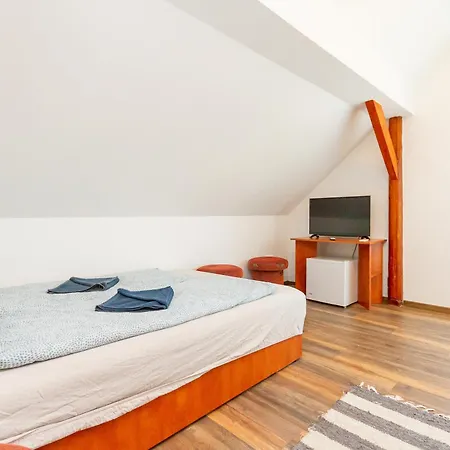 Kincso Vendeghaz By Newave Siofok