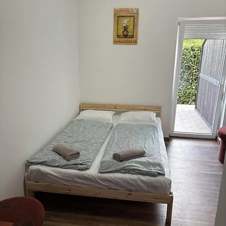 Πανσιόν Kincso Vendeghaz Σίοφοκ
