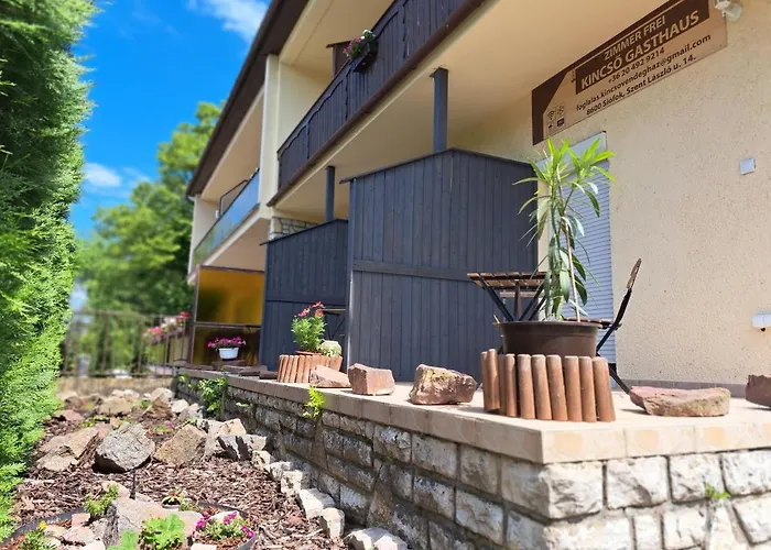 Kincso Vendeghaz By Newave Gasthof Siófok