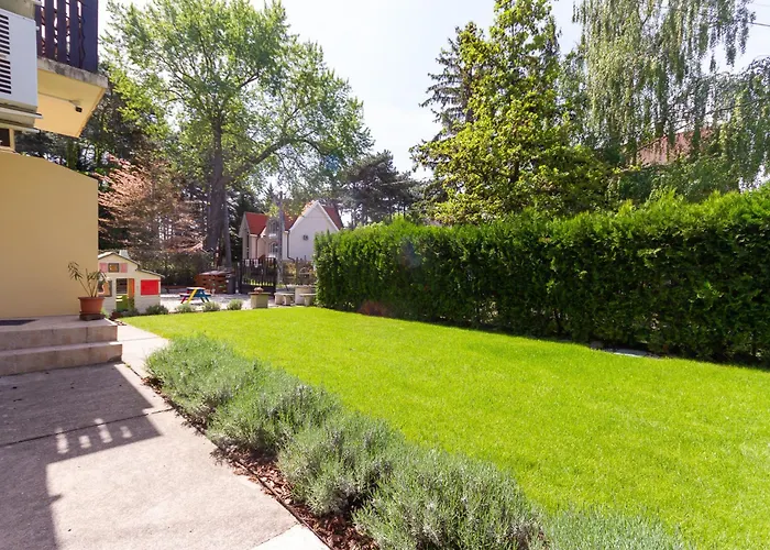 Kincso Vendeghaz By Newave Gasthof Siófok